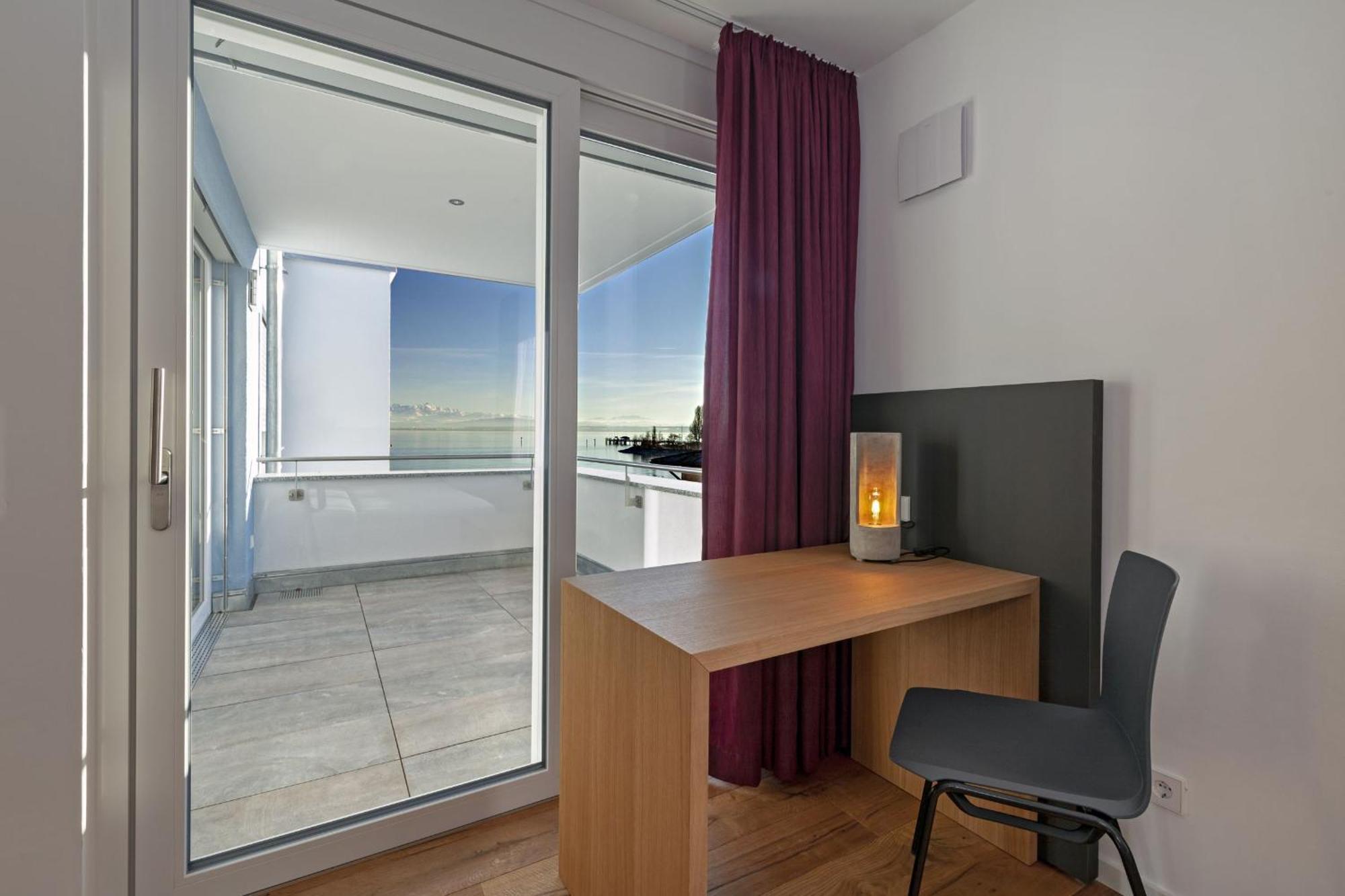 Haus Bank-Specker in exclusiver Seelage Immenstaad am Bodensee Buitenkant foto